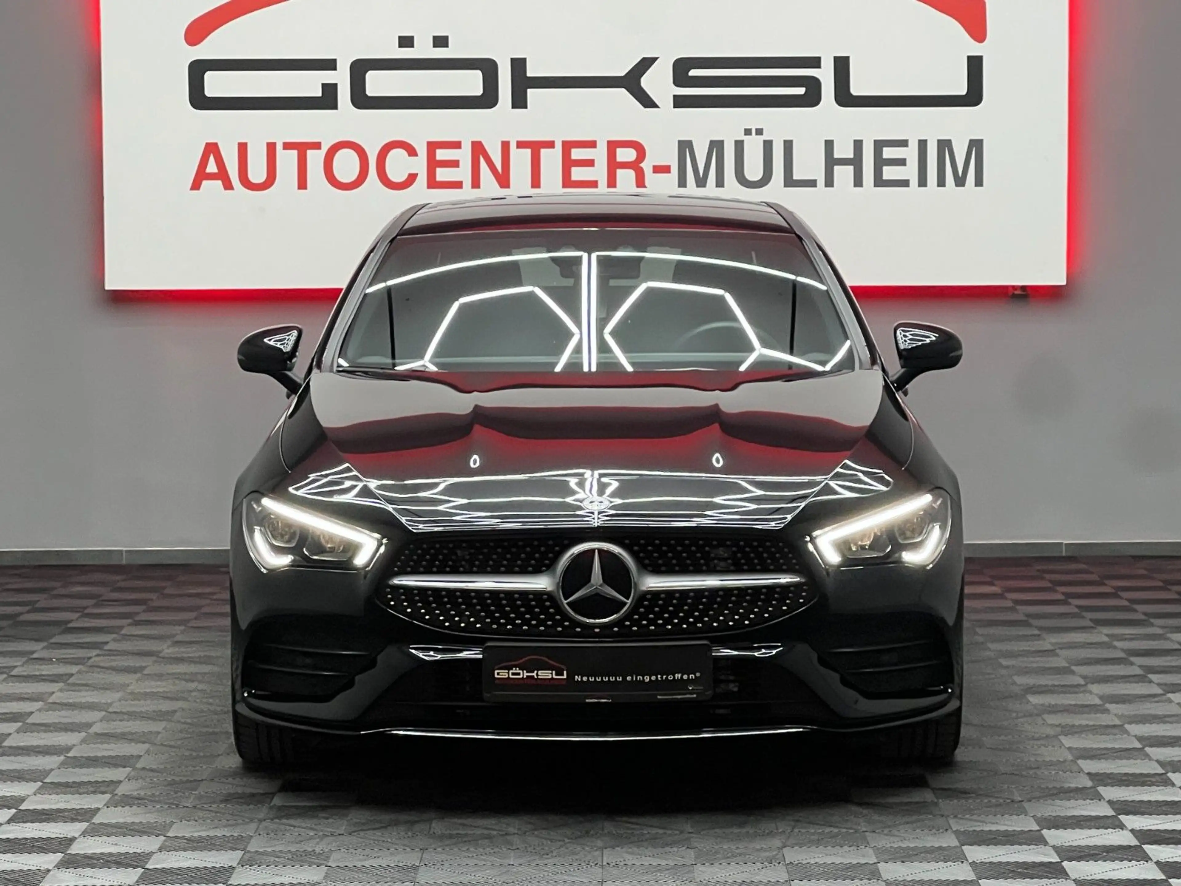 Mercedes-Benz CLA 220 d Coupe 4Matic AMG Line — photo 3