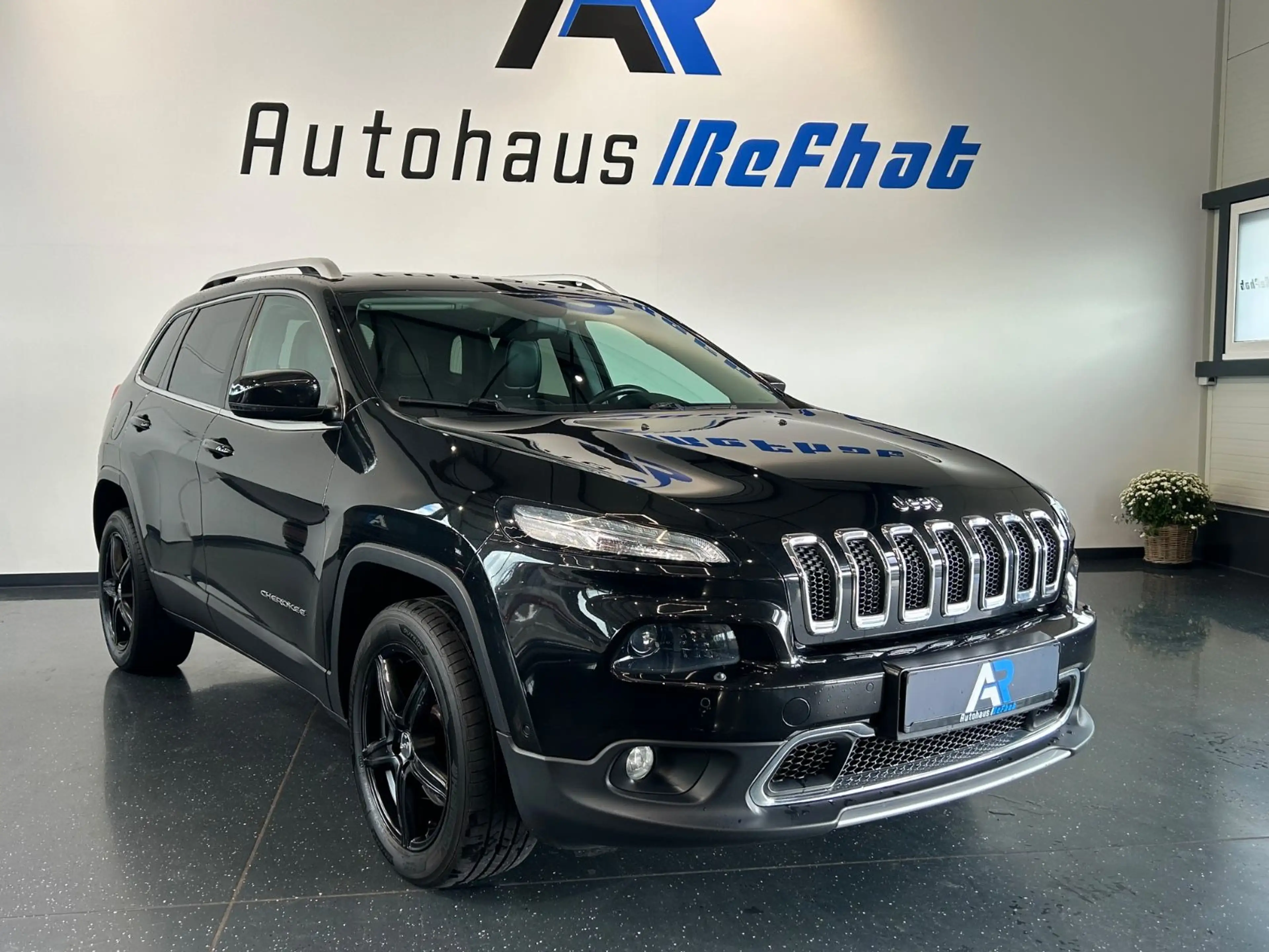 Jeep Cherokee Limited 4WD*LED*LEDER*NAVI*KAMERA* — photo 4