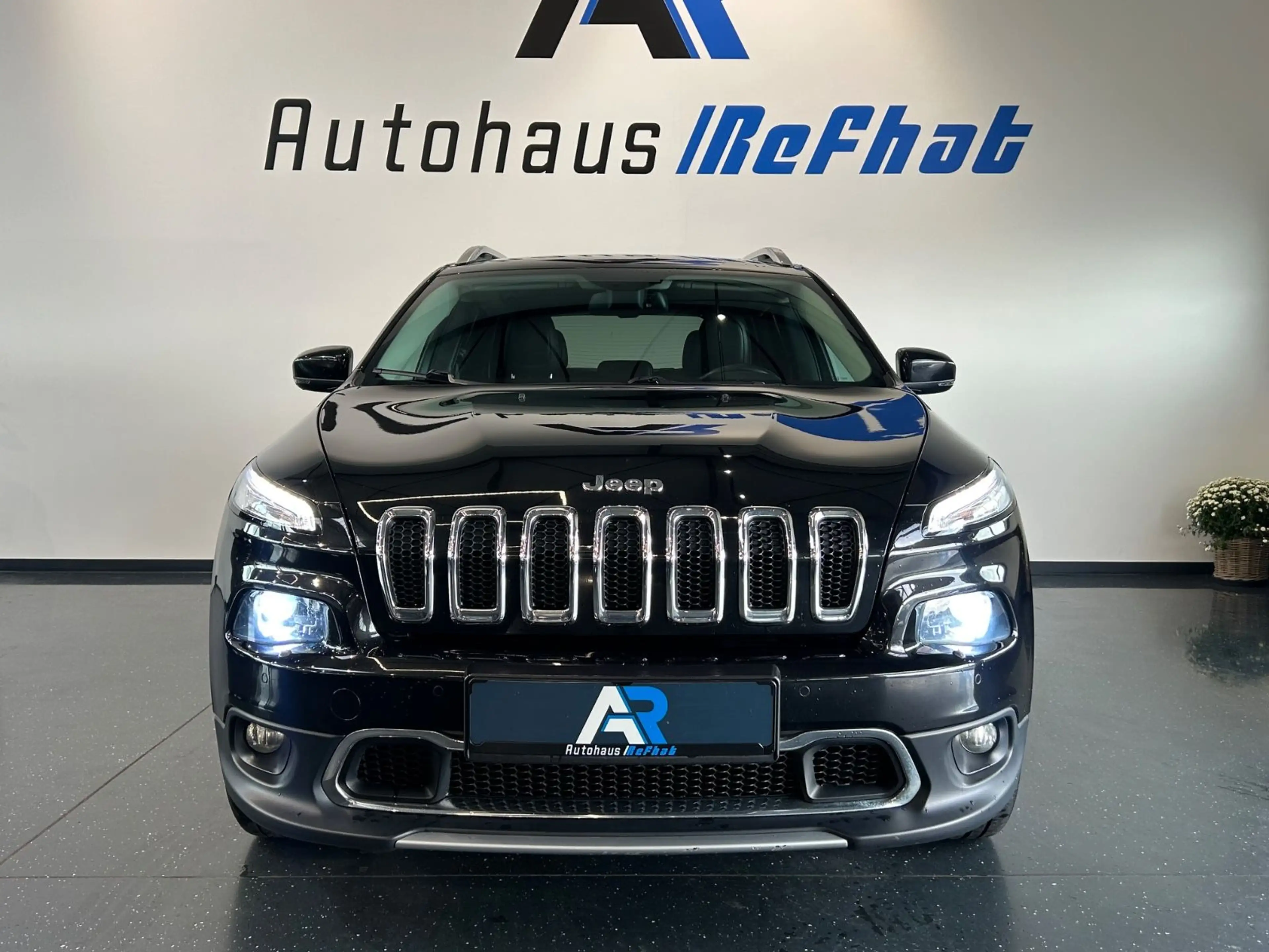 Jeep Cherokee Limited 4WD*LED*LEDER*NAVI*KAMERA* — photo 11