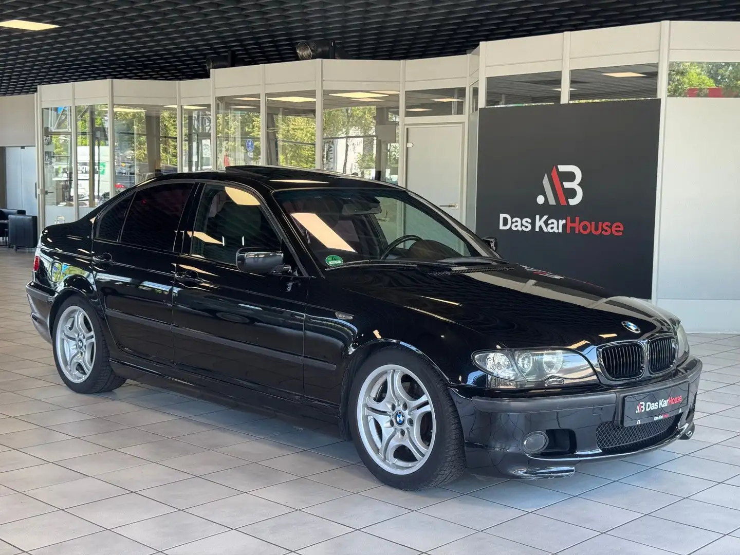 BMW 325 i Lim. · M Paket ab Werk ·Autom. ·Großes Navi Schwarz - 1