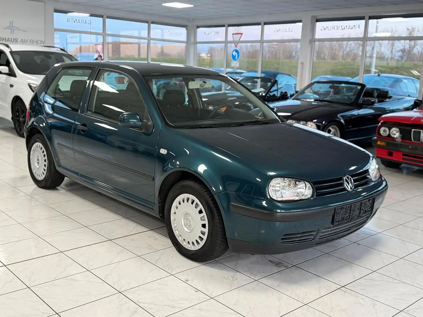 Volkswagen Golf 1.6 FSI CHAMP+Allw.+Radio Grün - 1