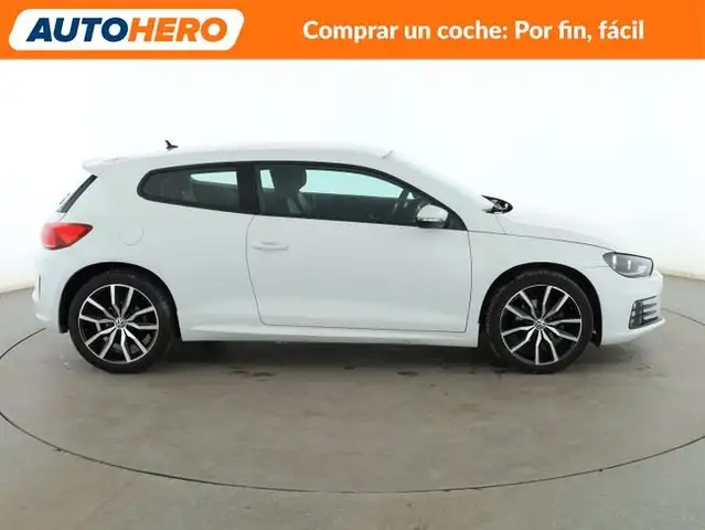 Volkswagen Scirocco view 7