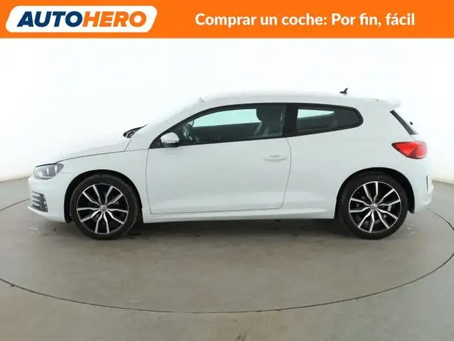 Volkswagen Scirocco view 3