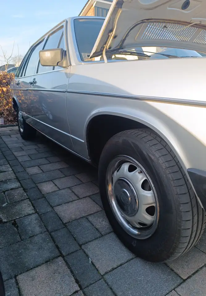 Audi 100 C2 Typ 43, foto 2