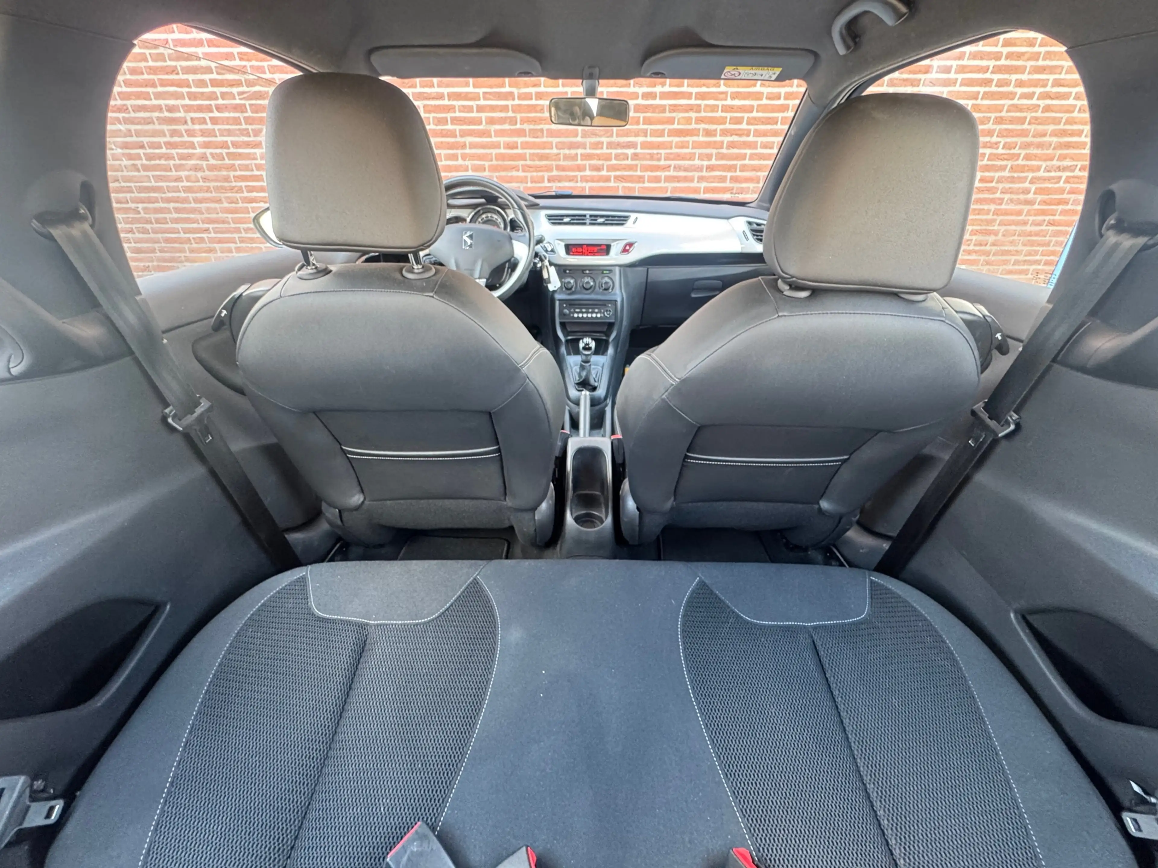 Citroen DS3 1.2 PureTech Chic 82PK! NL AUTO NAP! 2e eigenaar l — photo 17