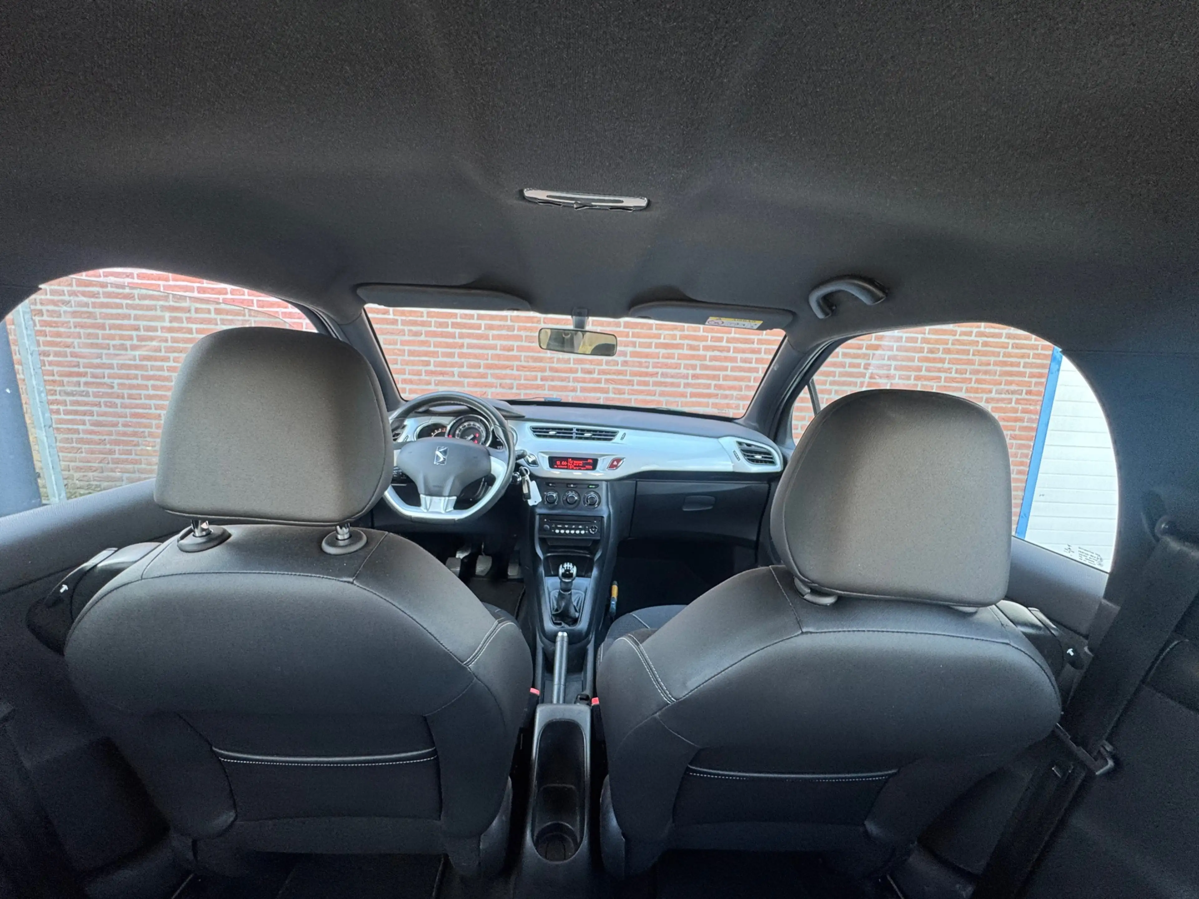 Citroen DS3 1.2 PureTech Chic 82PK! NL AUTO NAP! 2e eigenaar l — photo 19