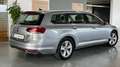 Volkswagen Passat Variant Elegance 4Motion LED, ACC, AHK, Kamera, Navi Silber - thumbnail 3
