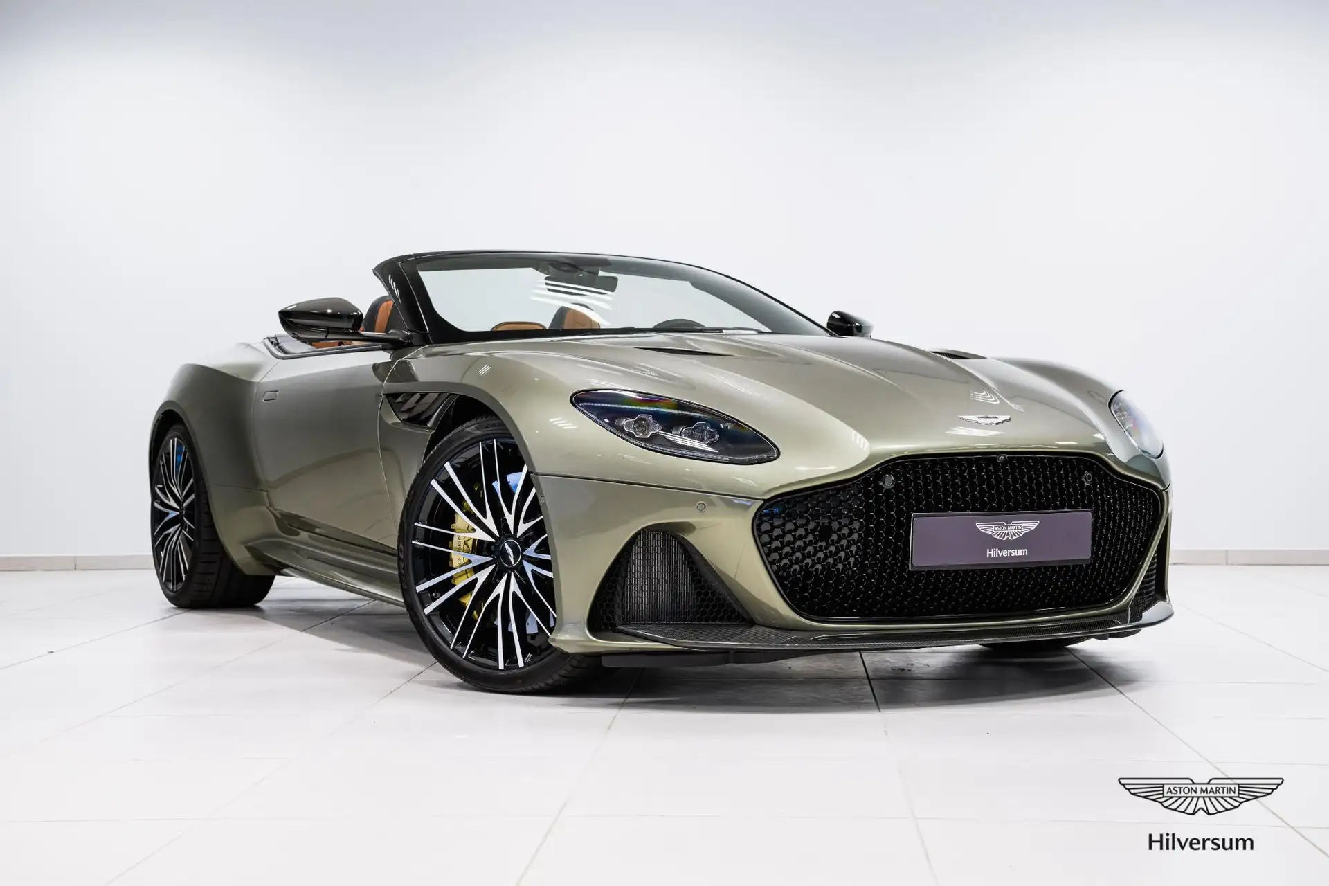 애스턴마틴 DBS Coupe 2021 실버 사진 1
