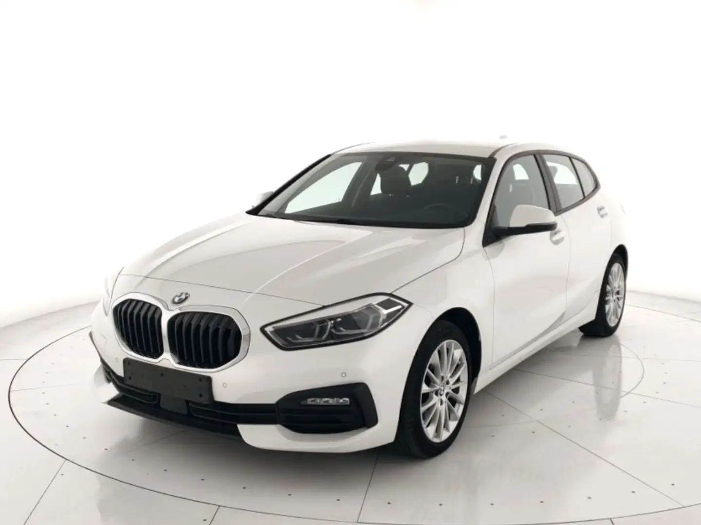 BMW 118 i Advantage 136cv auto Bianco - 1