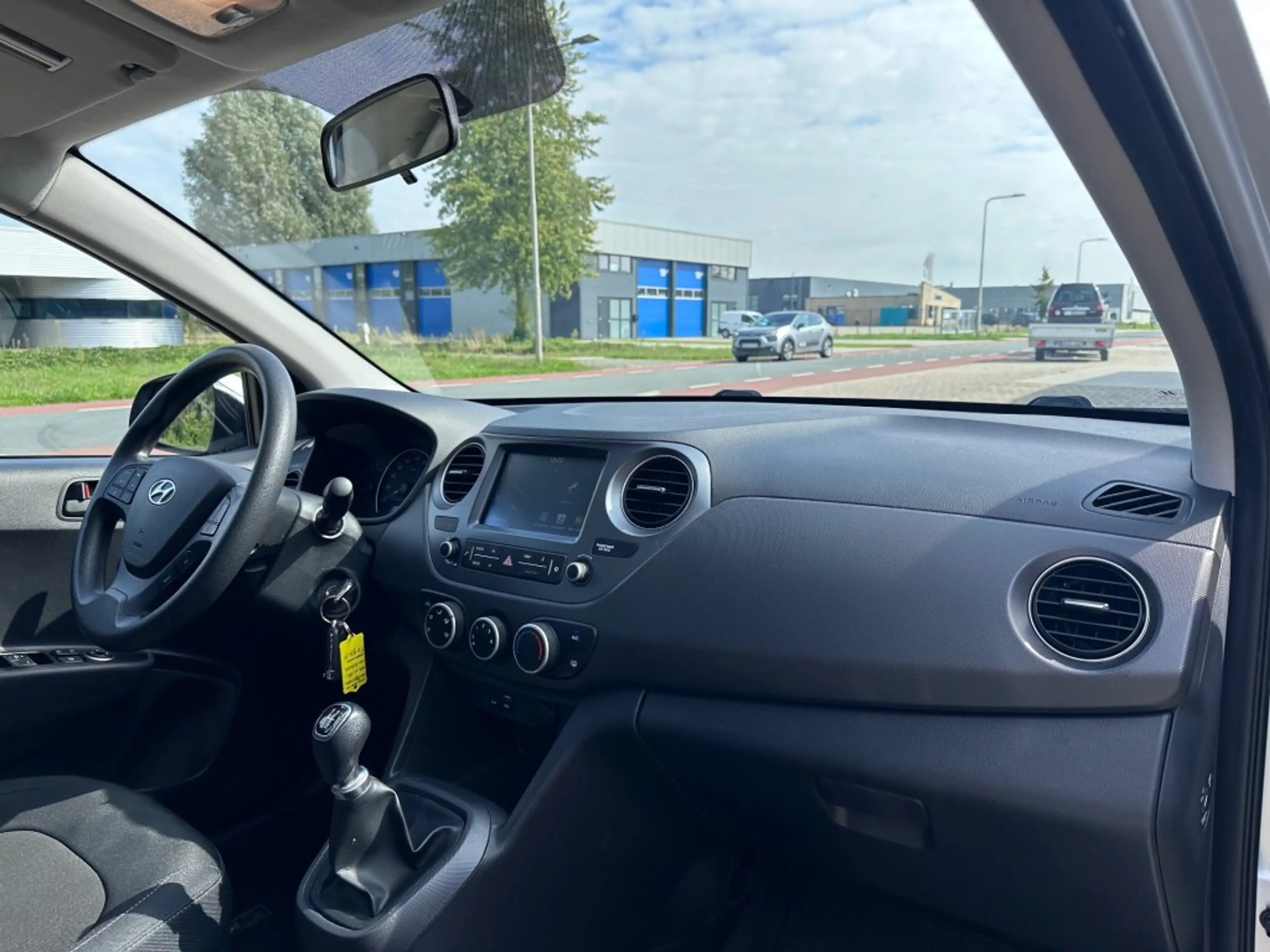 Hyundai i10 1.0I Comfort '' Infotainmentsystem - USB - CC - El — photo 13