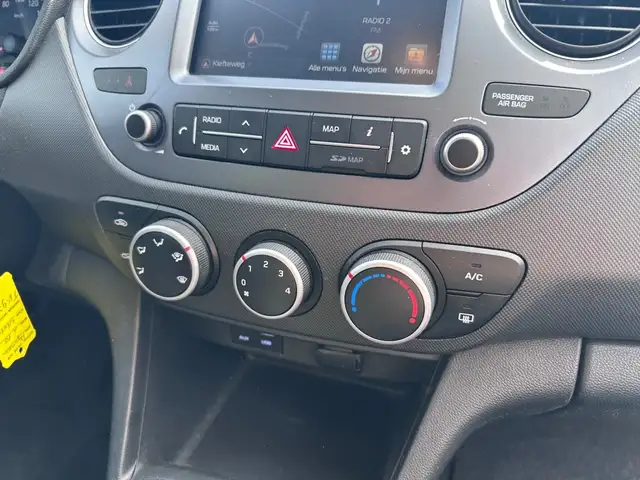 Hyundai I10 view 18