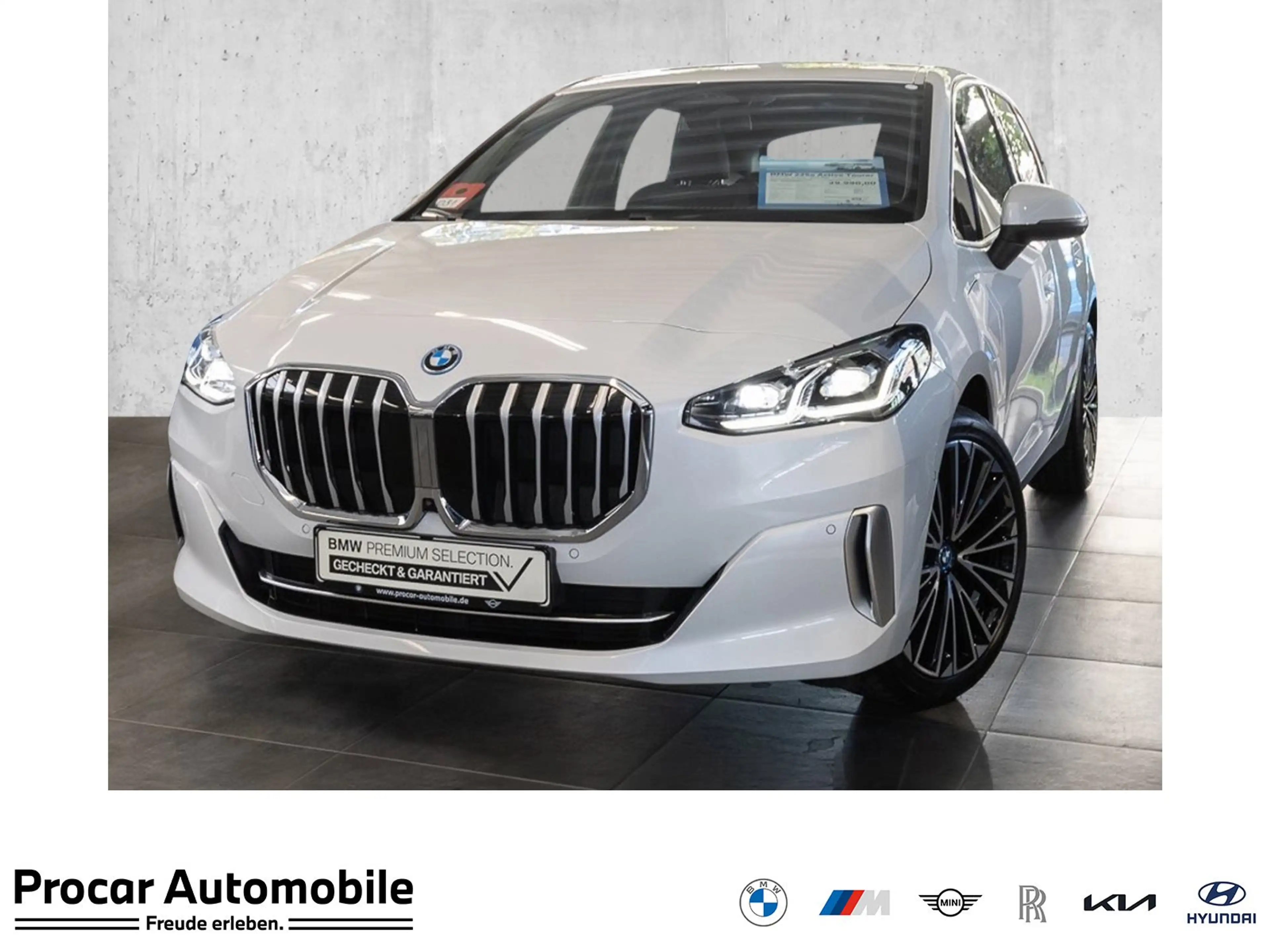 BMW 225 e xDrive Active Tourer Luxury Line HUD ACC