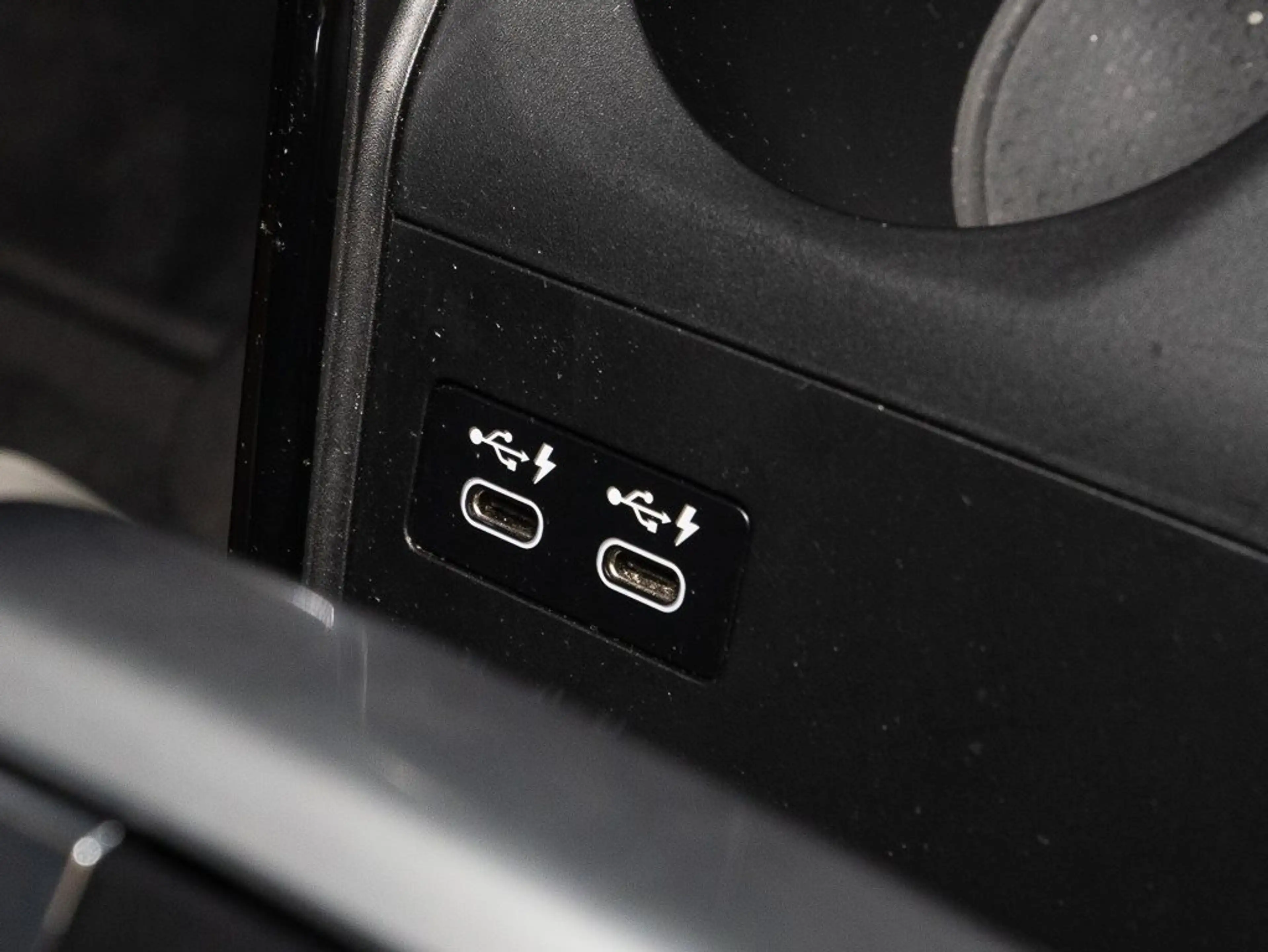 BMW 225 e xDrive Active Tourer Luxury Line HUD ACC — photo 12