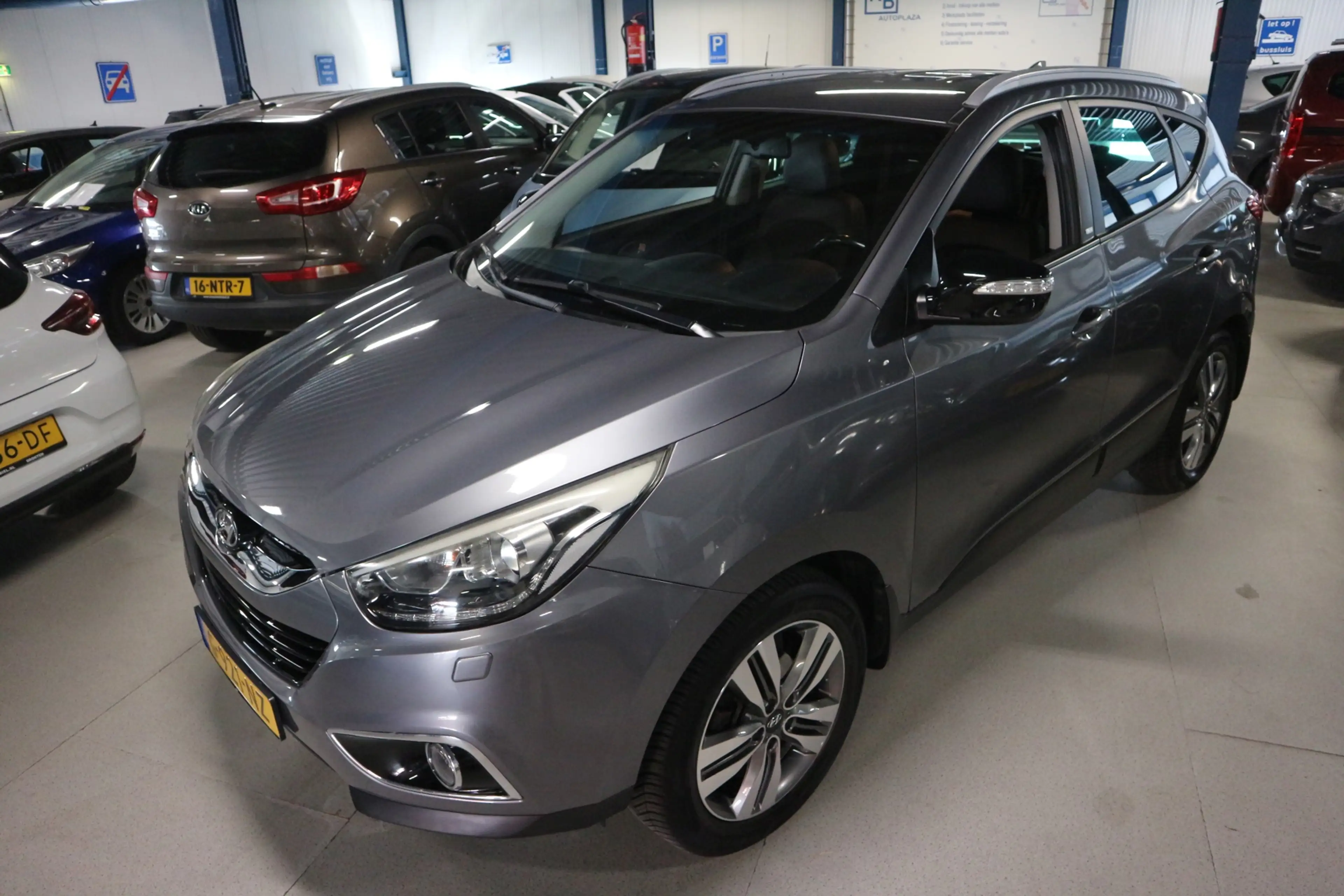 Hyundai iX35 2.0i 4WD Business Edition / NAV / STUUR VERWARMING — photo 5