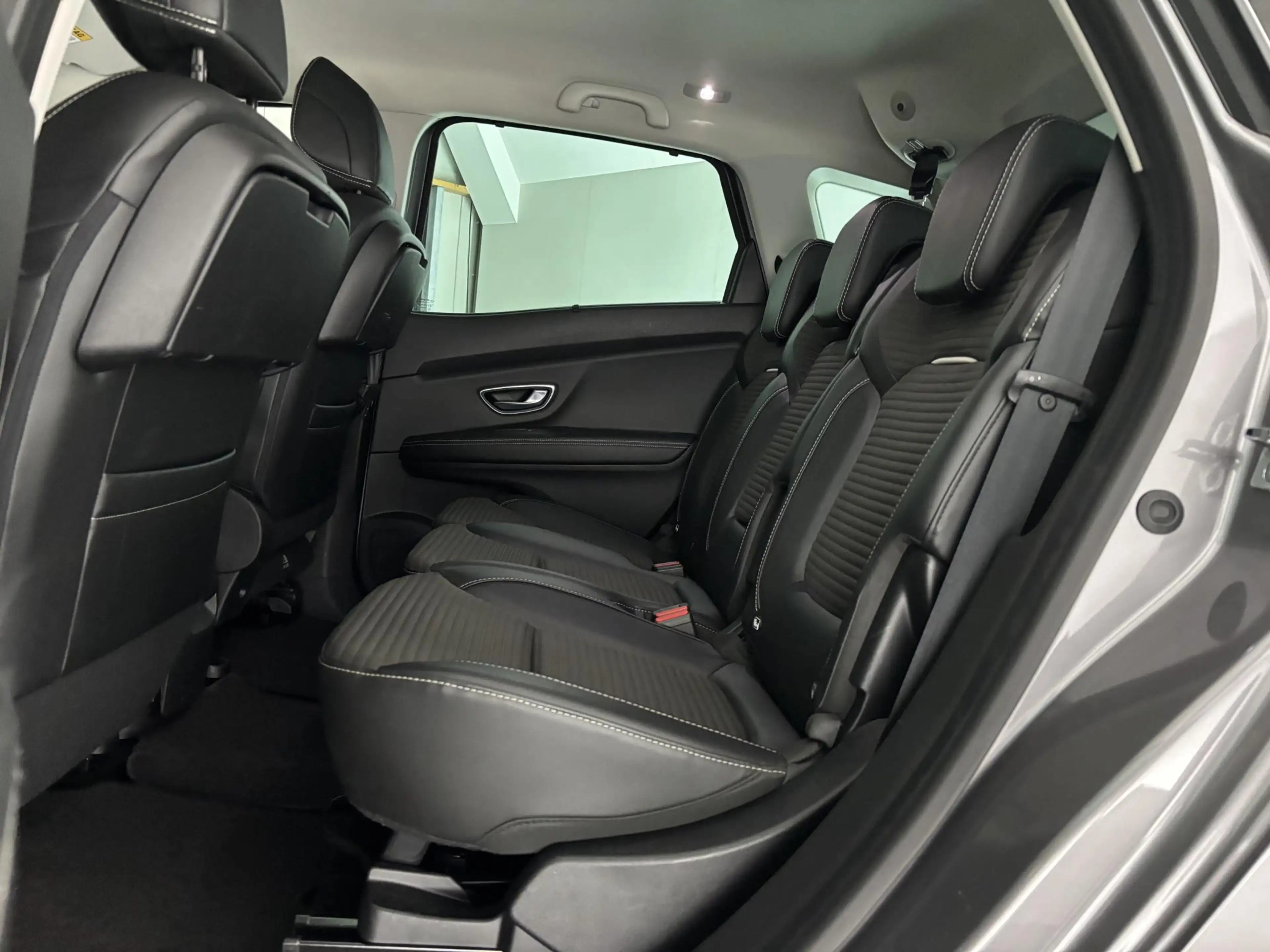 Renault Scenic 1.2 TCe Collection | TREKHAAK - 1850KG | DEALER ON — photo 5