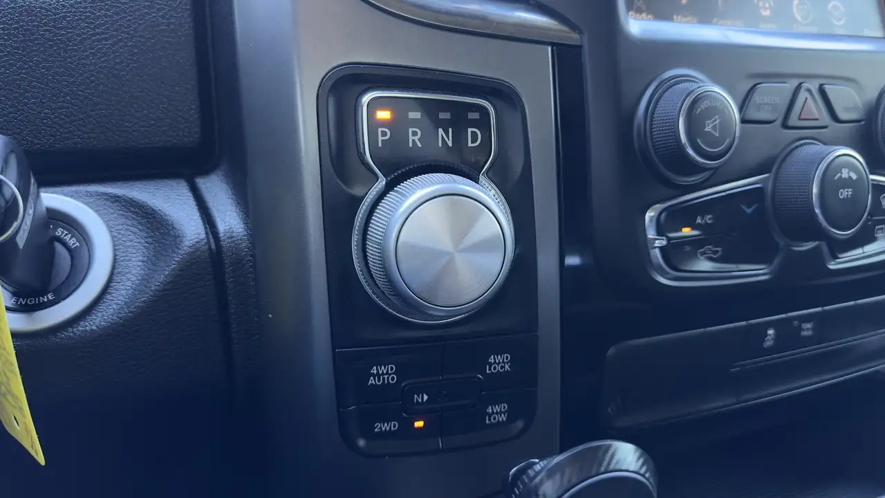 RAM 1500 снимка RAM 1500