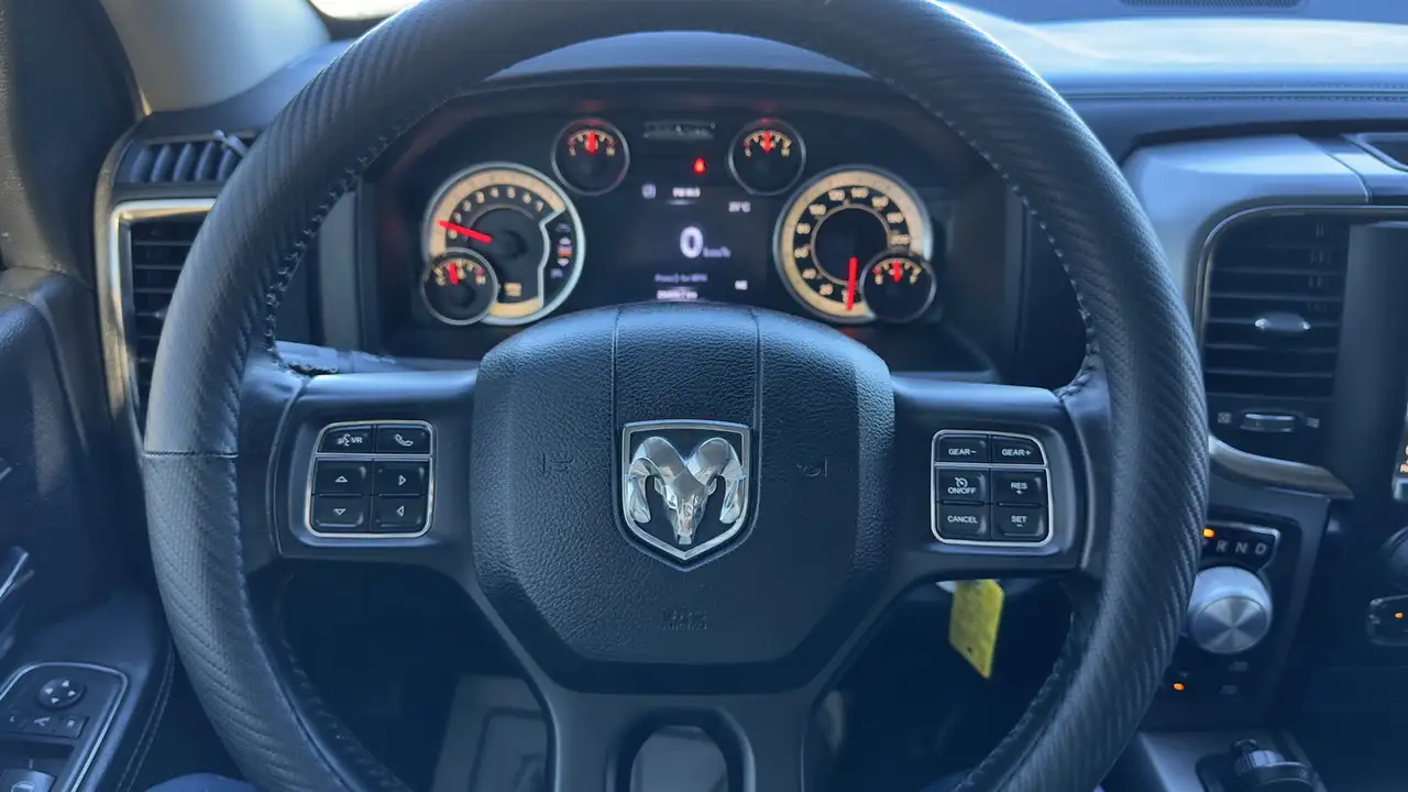RAM 1500 снимка RAM 1500