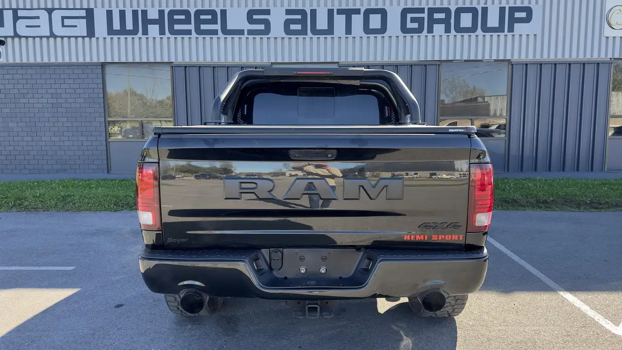 RAM 1500 снимка RAM 1500