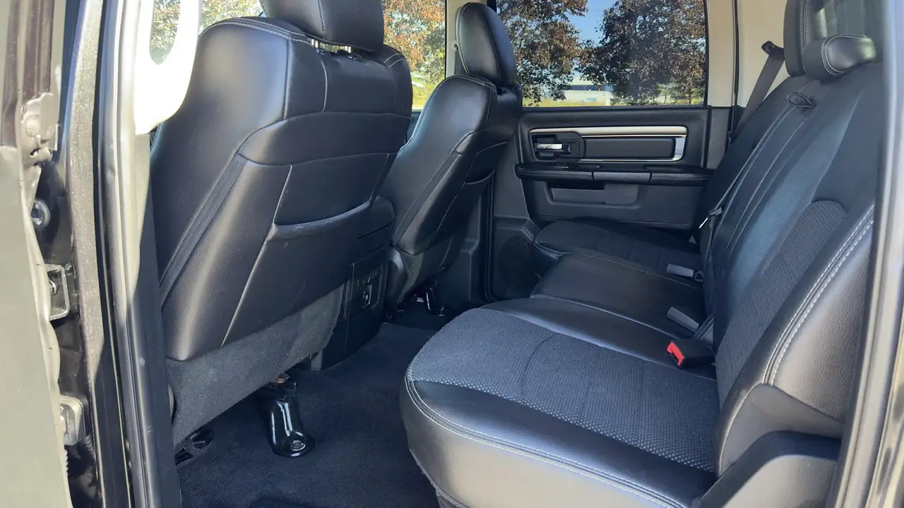 RAM 1500 снимка RAM 1500
