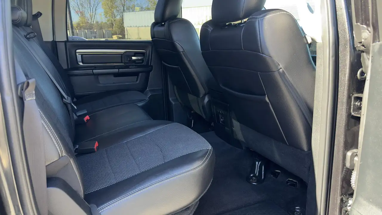 RAM 1500 снимка RAM 1500