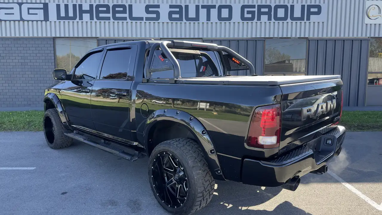 RAM 1500 снимка RAM 1500