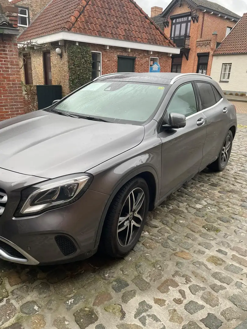 Mercedes-Benz GLA 180 GLA 180 AUTO / PANO DAK / CAM / NAV Argent - 2