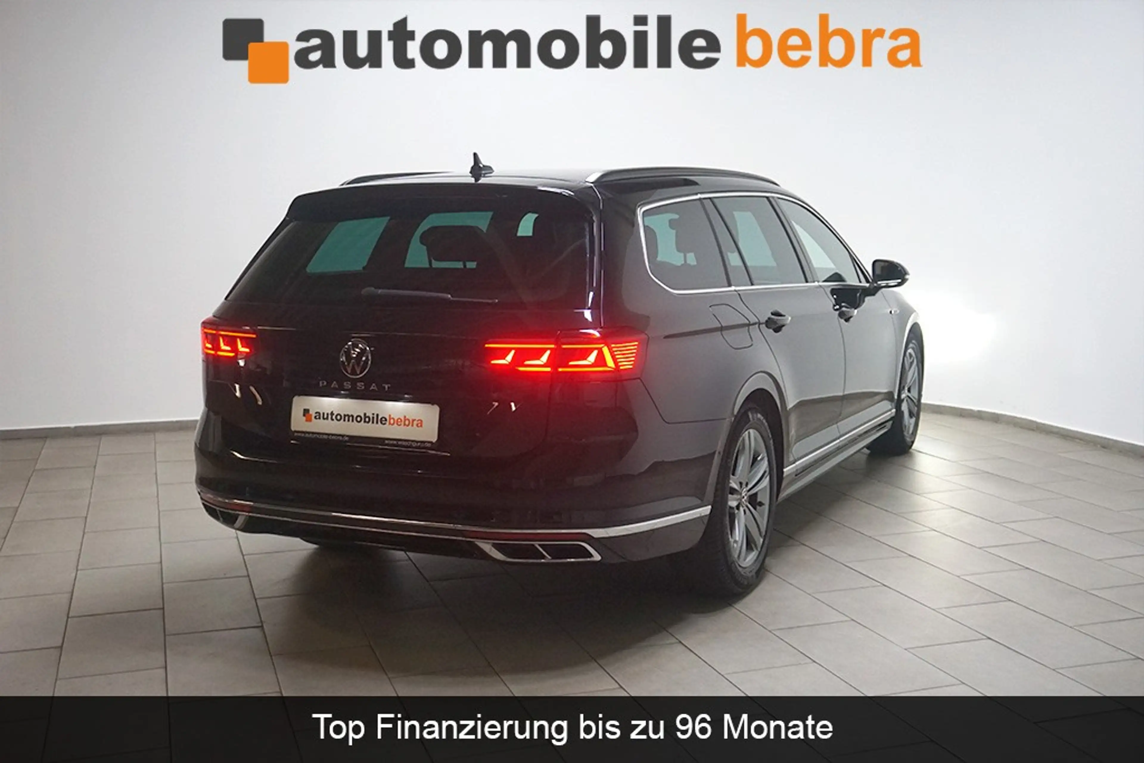 Volkswagen Passat 2.0TDI DSG 2xR-Line Virtual AHK Navi — photo 5