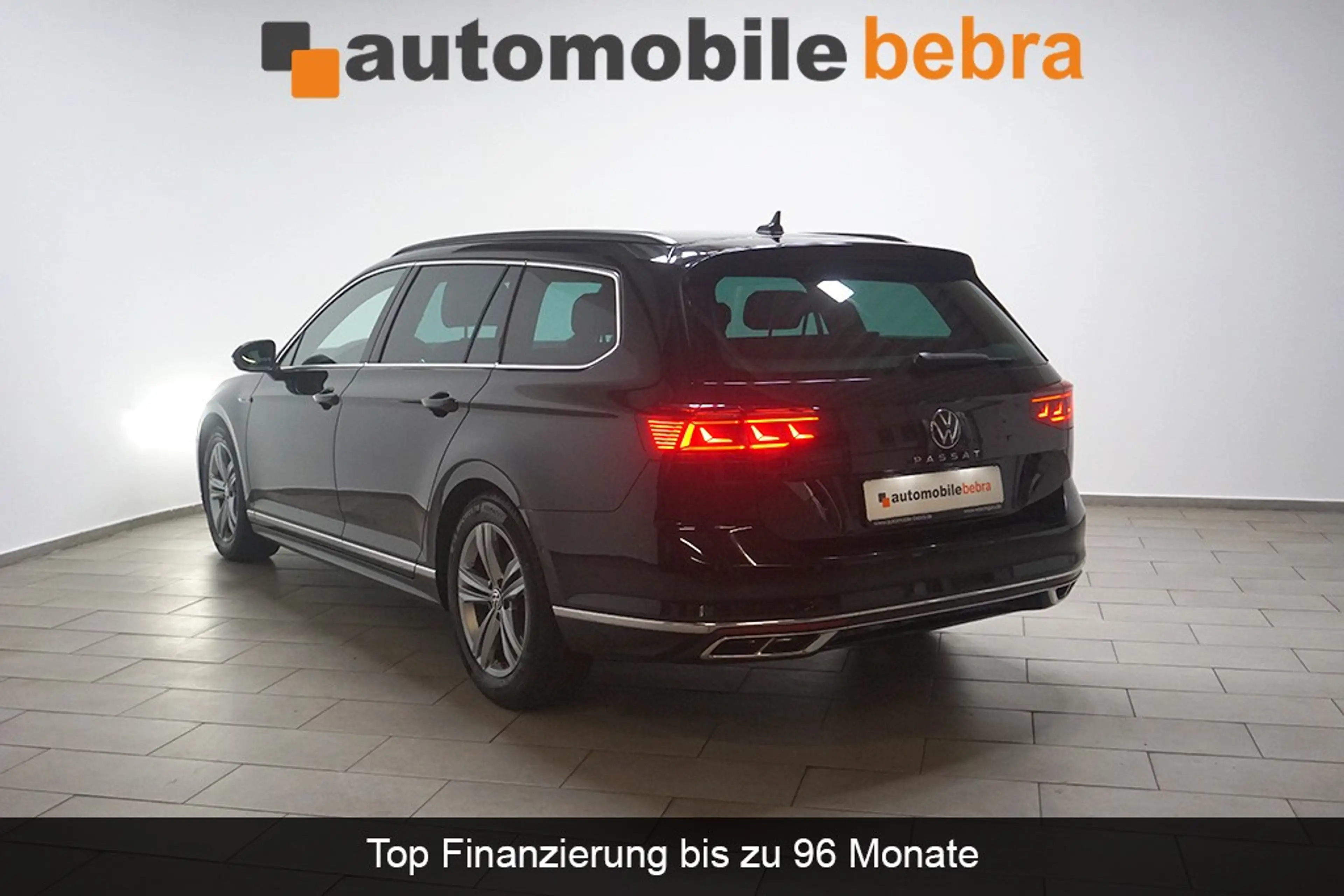 Volkswagen Passat 2.0TDI DSG 2xR-Line Virtual AHK Navi — photo 7