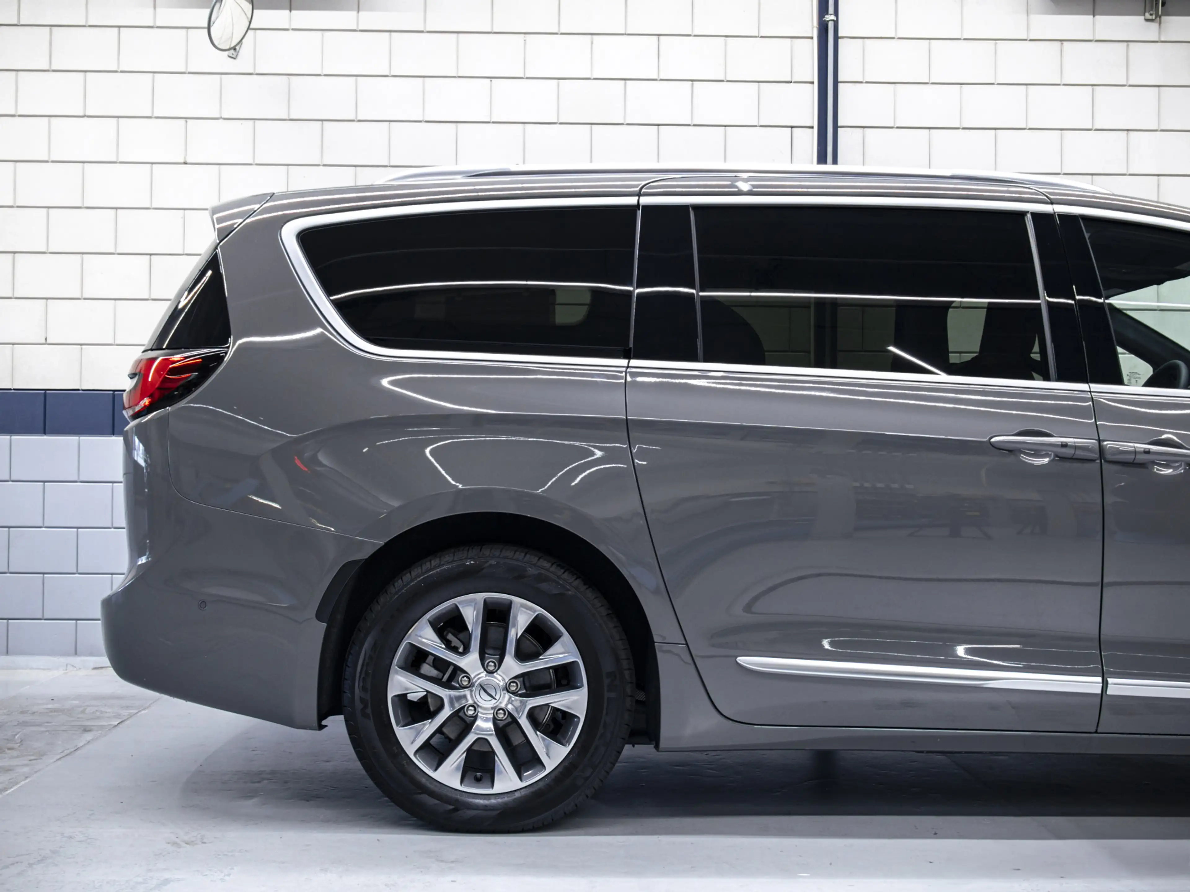 Chrysler Pacifica | Pinnacle Edition | 7-persoons | E-Hybrid — photo 7