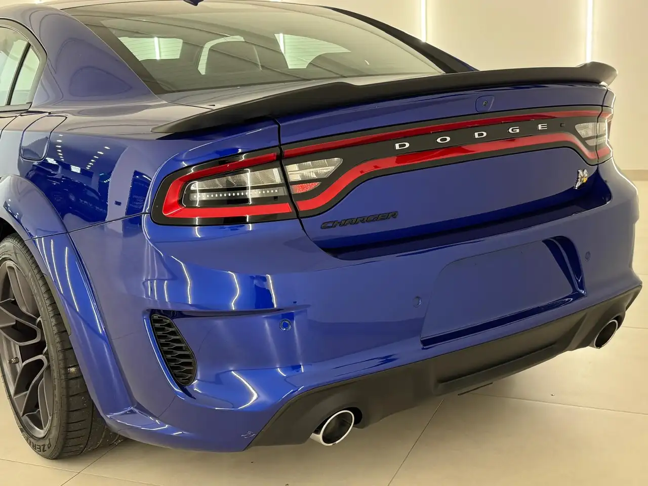 Dodge Charger 2021 — фото 11