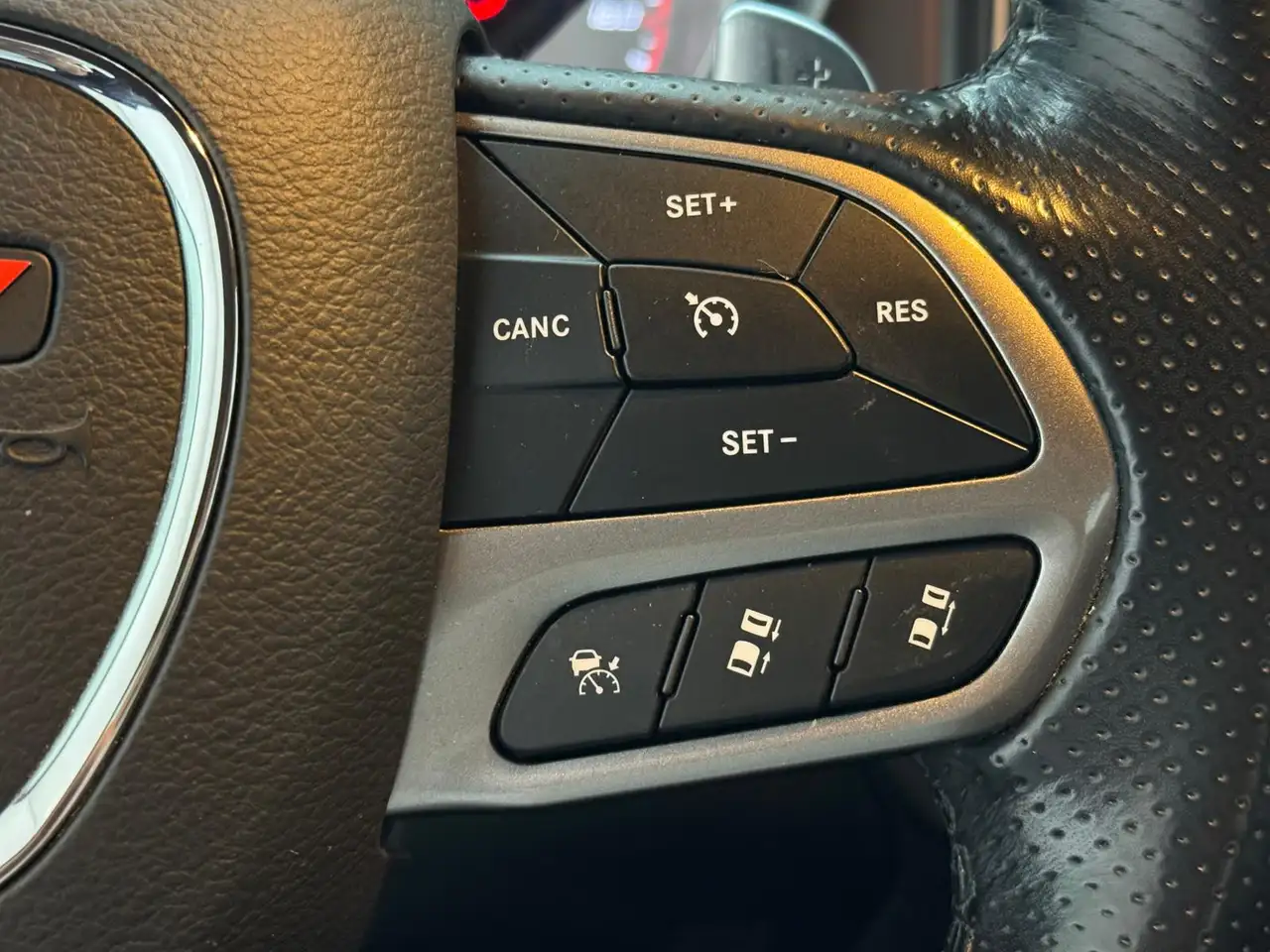 Dodge Charger 2021 — фото 15