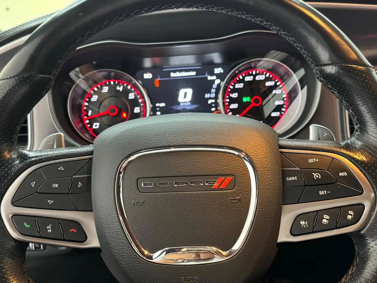 Dodge Charger 2021 — фото 13