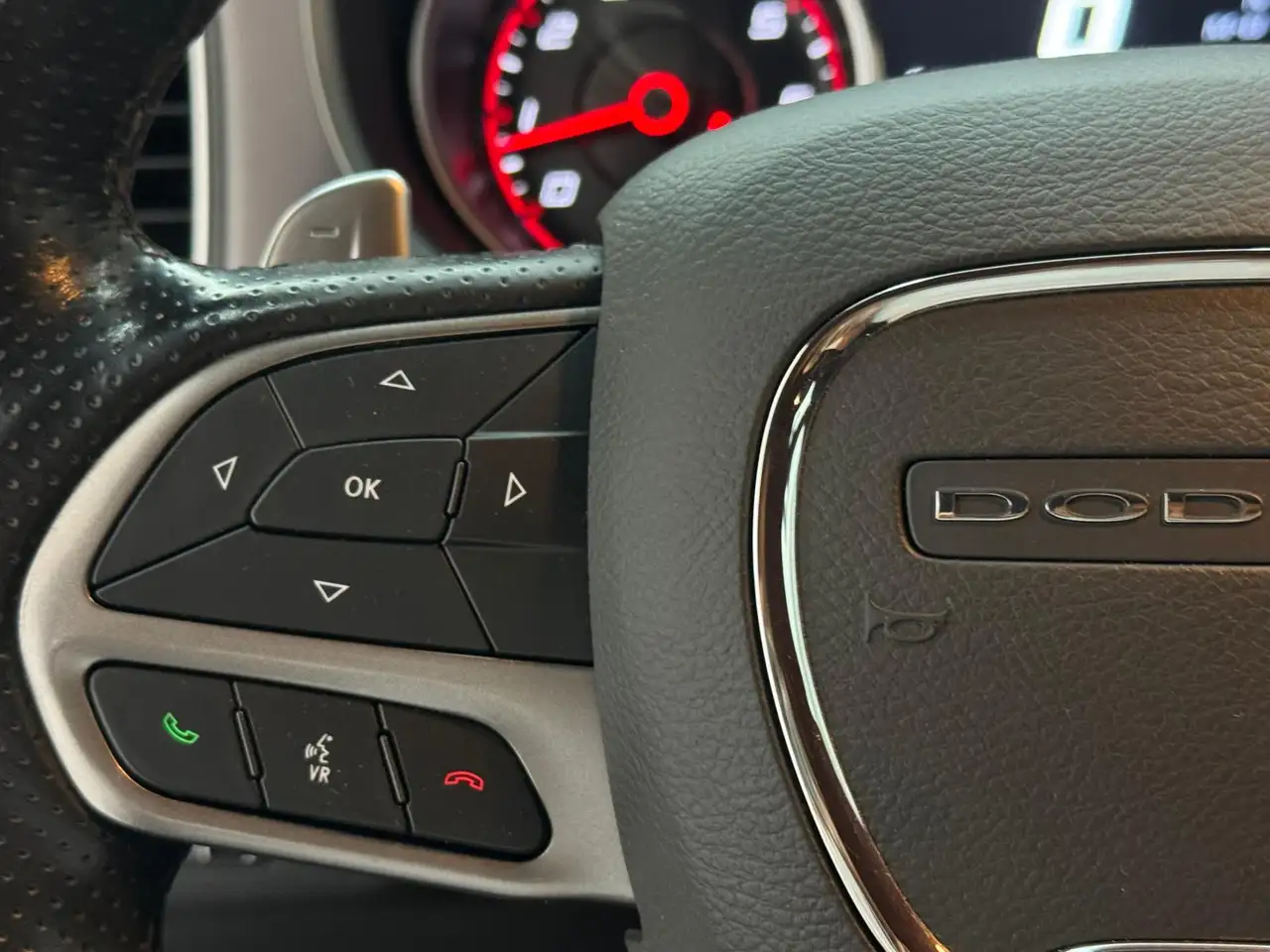 Dodge Charger 2021 — фото 14