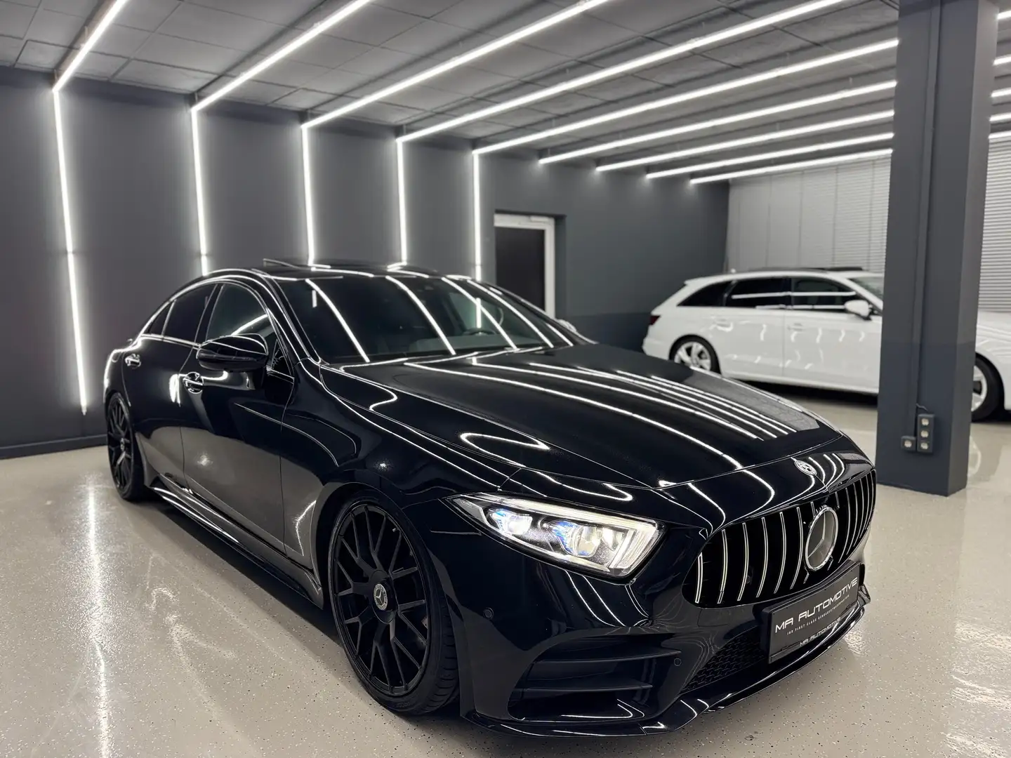 Mercedes-Benz CLS 350 d 4 Matic AMG Line *CLS53LK*BURM*LUFT*SD*360*VOLL Schwarz - 2