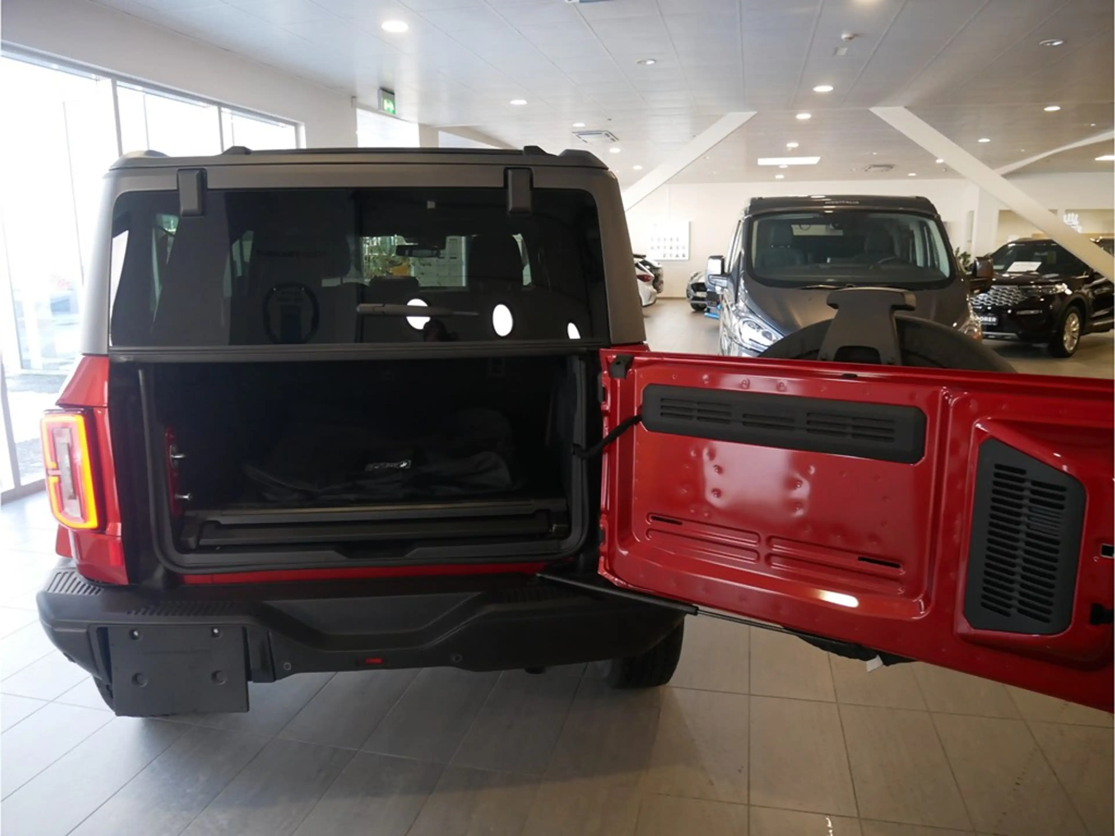 Ford Bronco 2.7 V6 EcoBoost 335cv 4x4 A10 Outer Banks — photo 11