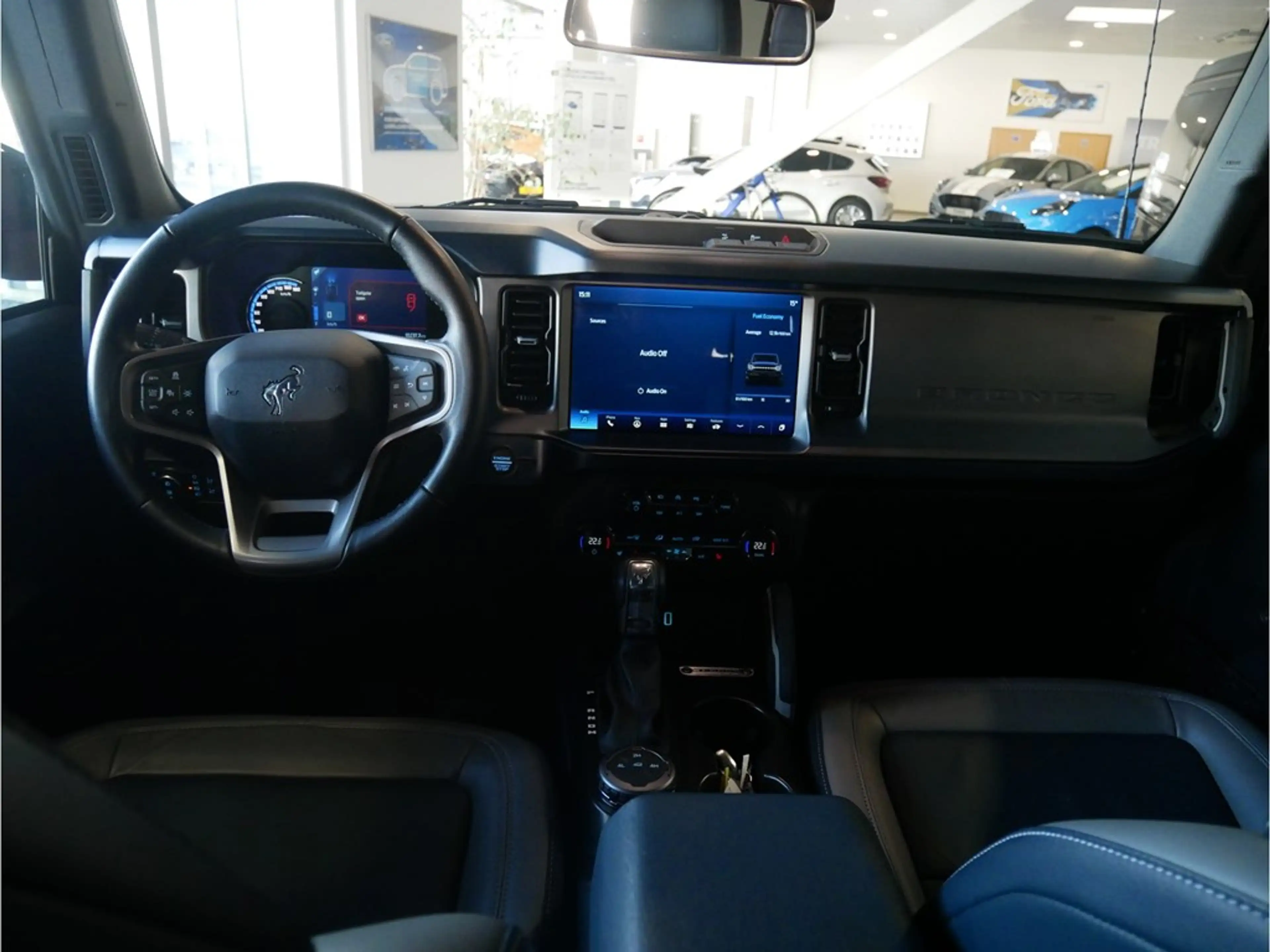 Ford Bronco 2.7 V6 EcoBoost 335cv 4x4 A10 Outer Banks — photo 7
