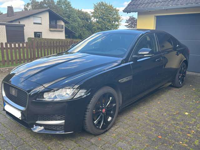 Imagine Jaguar XF XF 20d Aut. R-Sport