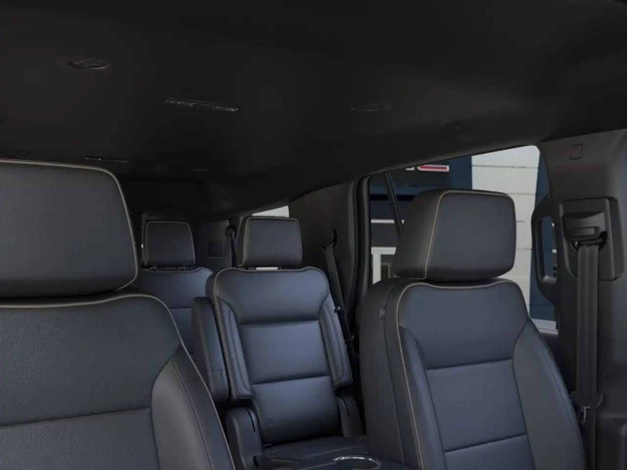 GMC Yukon снимка GMC Yukon