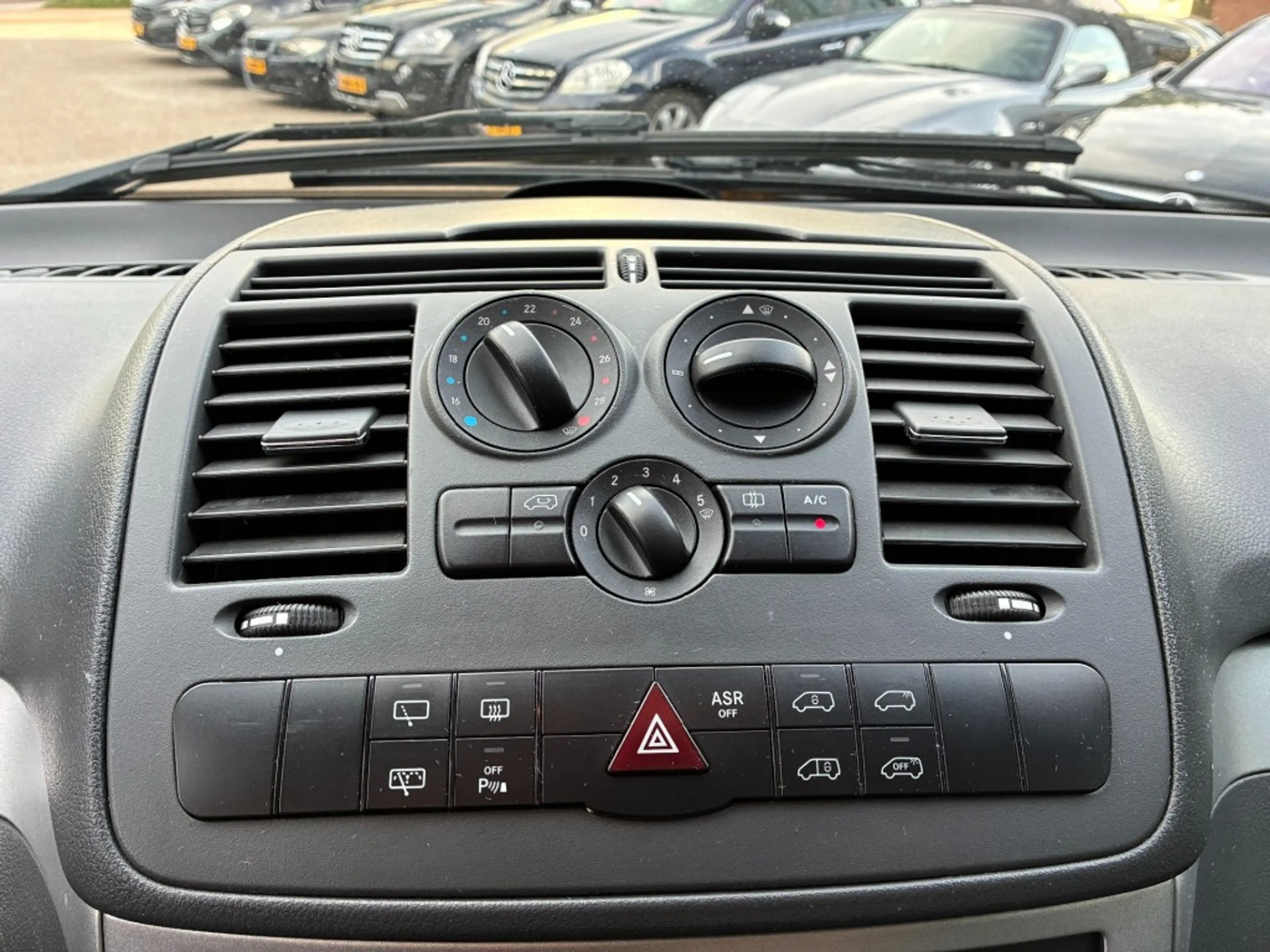 Mercedes-Benz Vito 116 CDI Navi , Airco , Cruise — photo 13
