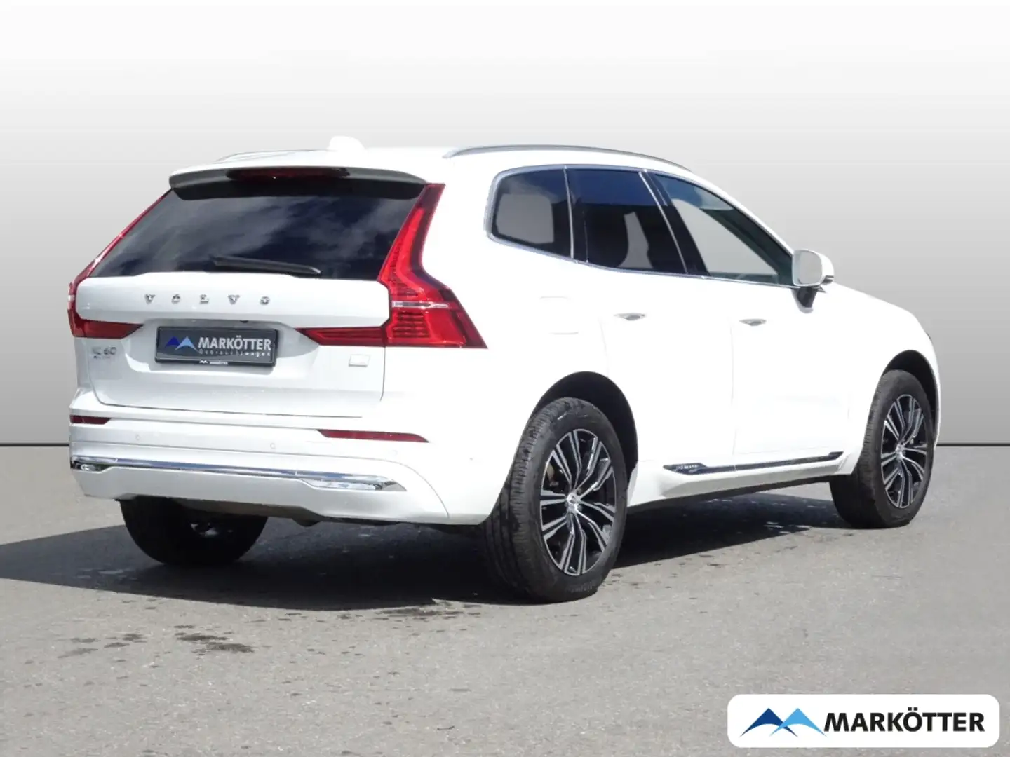 Volvo XC60 T6 Inscription AWD/AHK/360Cam/Pano/SHZ/LHZ Weiß - 2