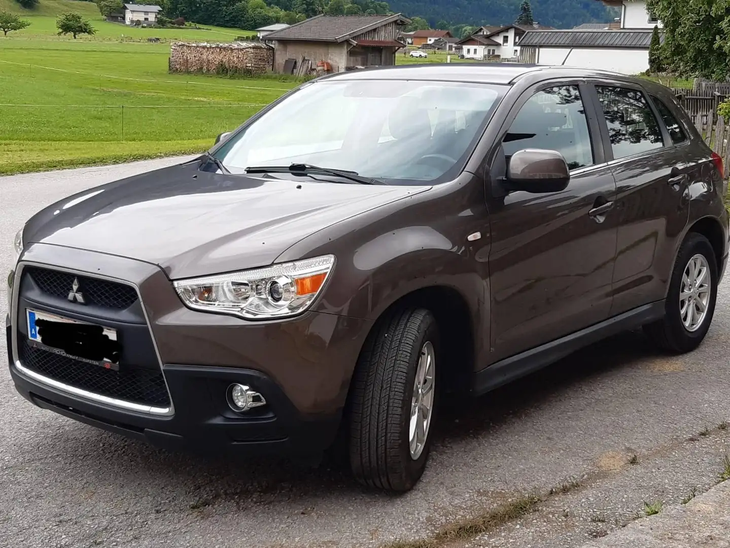 Mitsubishi ASX Mitsubishi ASX 1.8 DI-D LP 4WD Invite Braun - 1