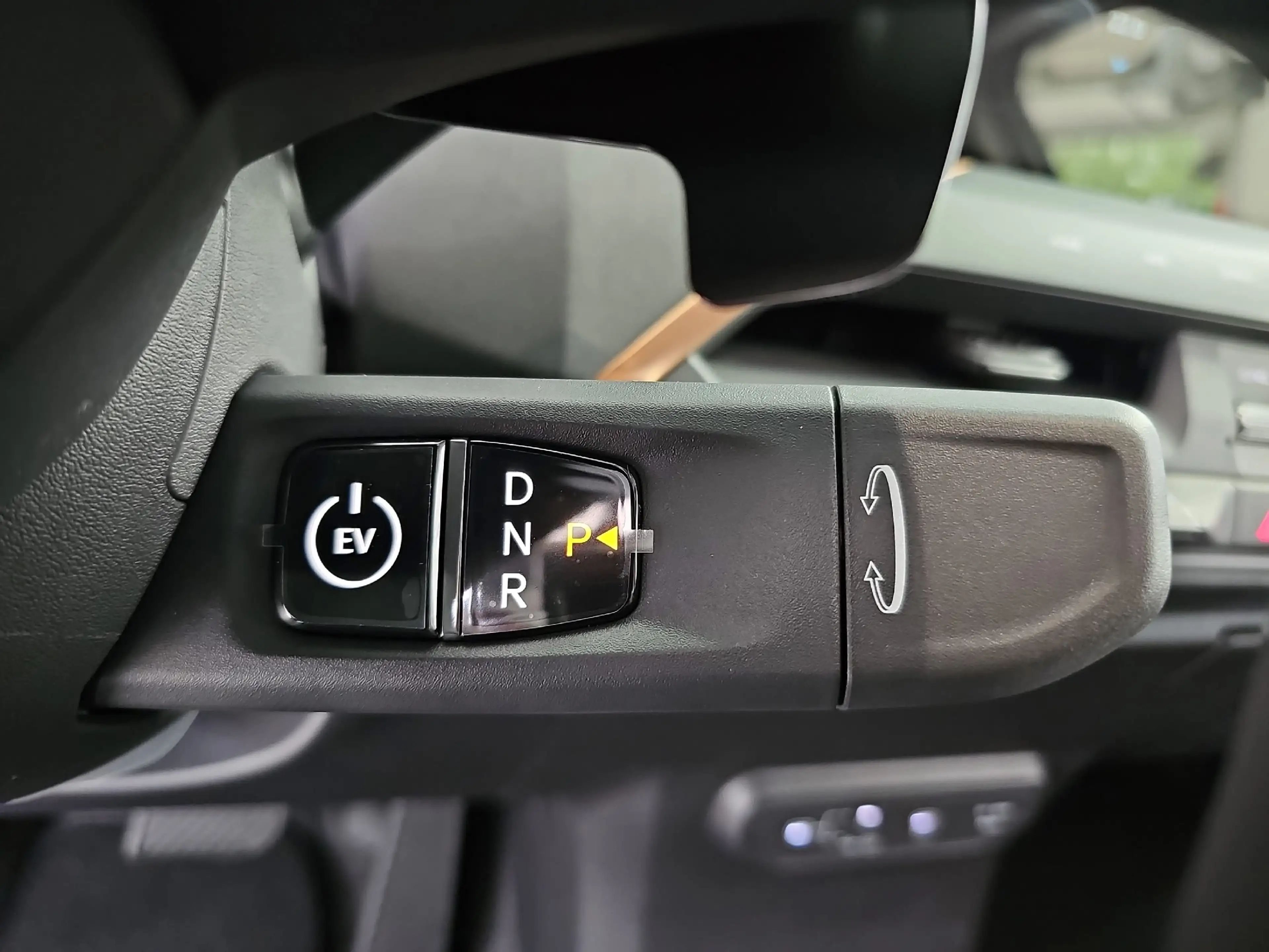 Kia EV5 Earth SITZBELÜFT*MEMO*360°KAM*3-ZONENKLIMAAUT — photo 12