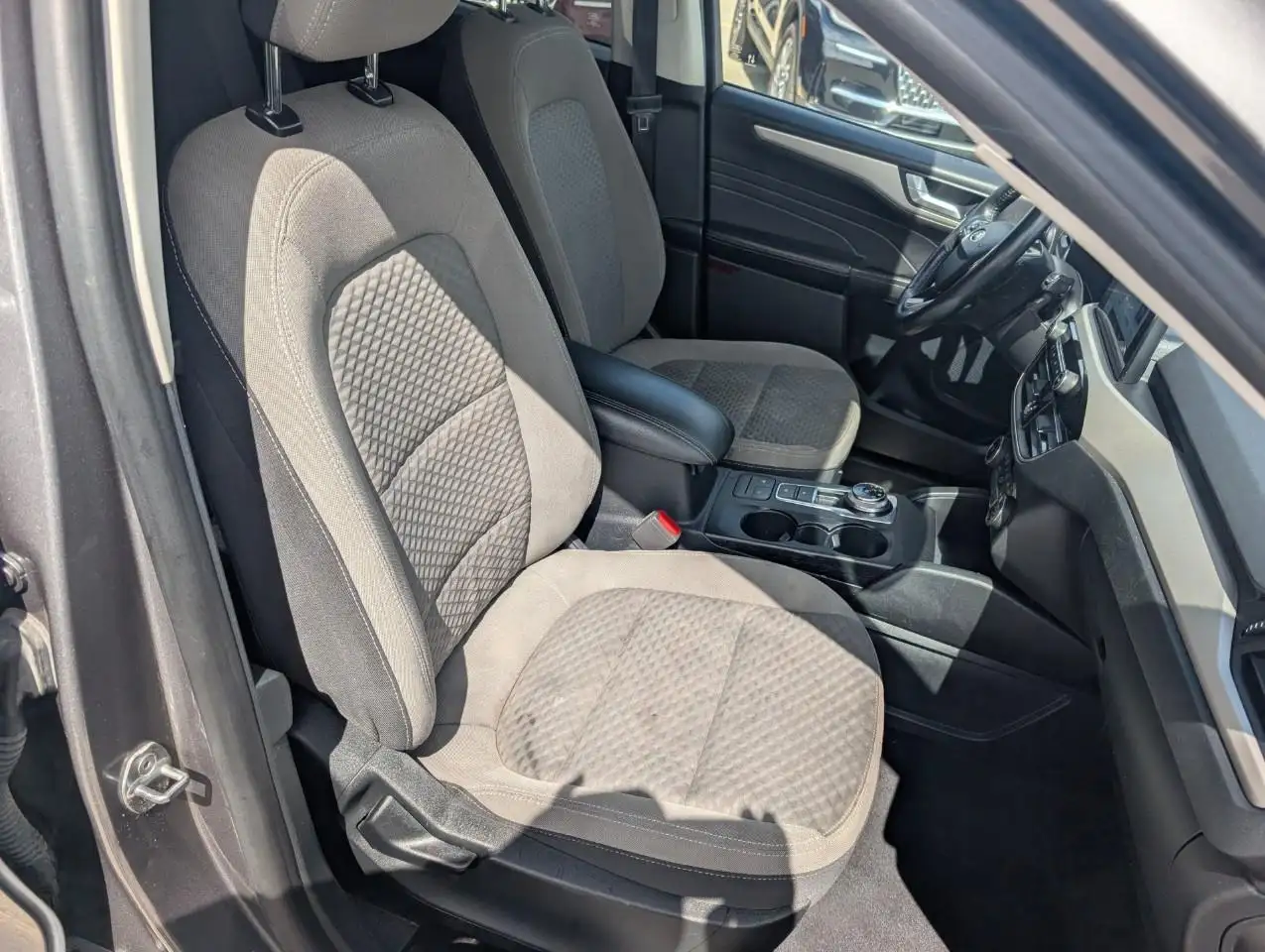 Ford Escape снимка Ford Escape