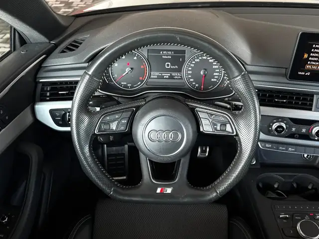 Audi A5 view 8