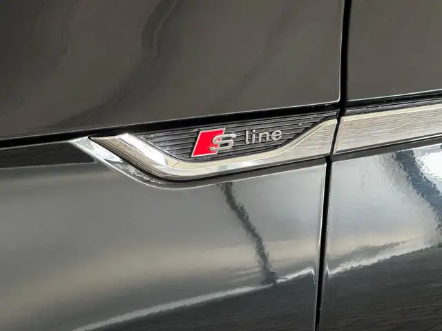 Audi A5 view 11