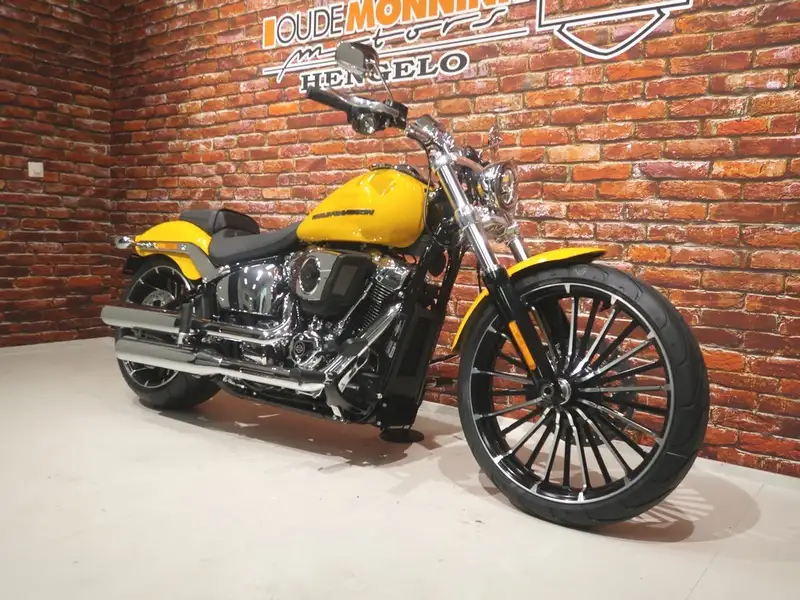 Harley-Davidson Breakout - foto 2