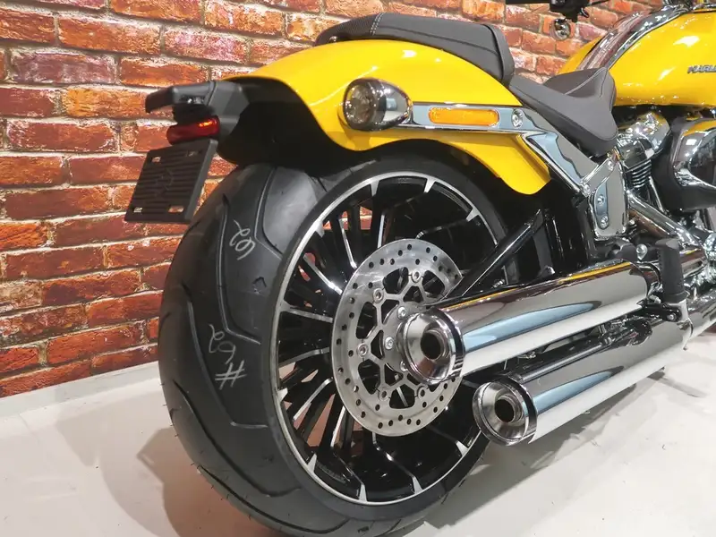 Harley-Davidson Breakout - foto 7