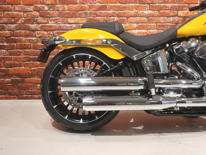Harley-Davidson Breakout - foto 5