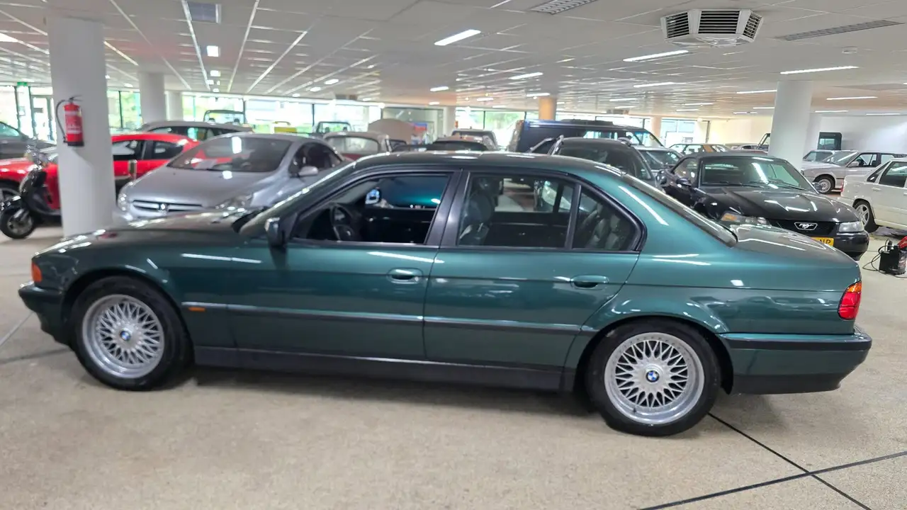 BMW 735 7-serie 735i Executive Nieuwe Apk !! Nieuwstaat!!!, foto 11