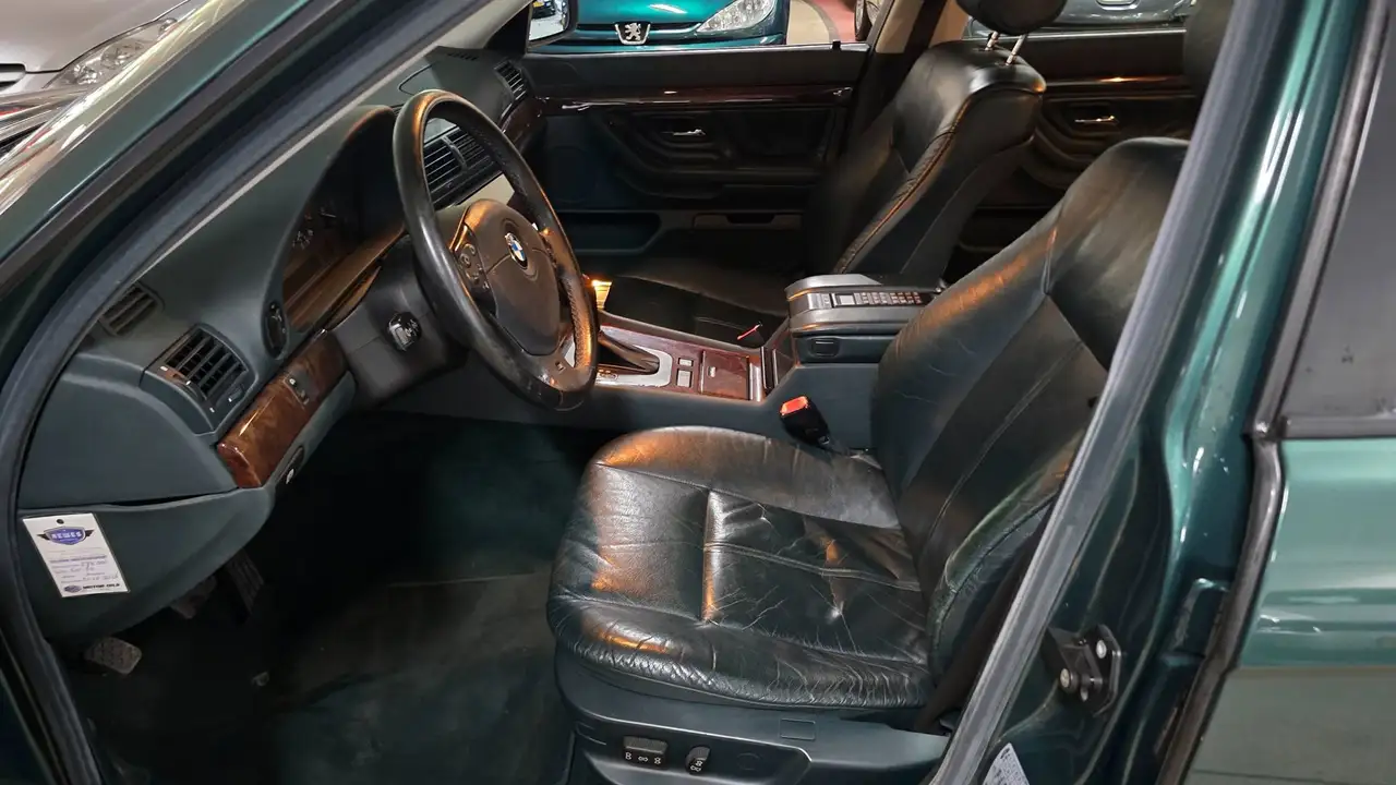 BMW 735 7-serie 735i Executive Nieuwe Apk !! Nieuwstaat!!!, foto 12